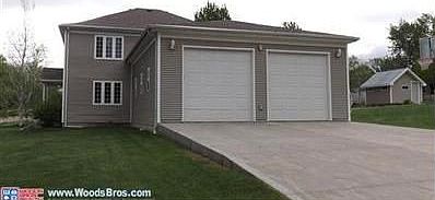 2nd image of 651 Mickey St