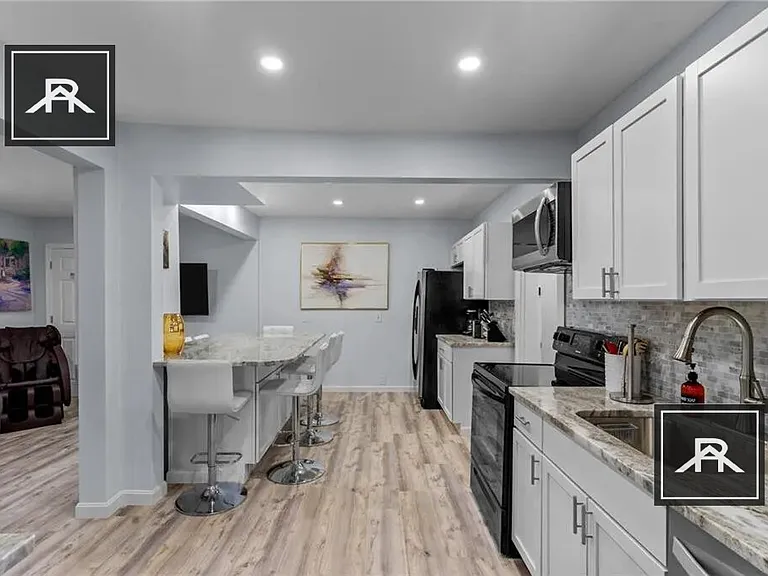 48 Greycliff Rd #1 — Photo 3