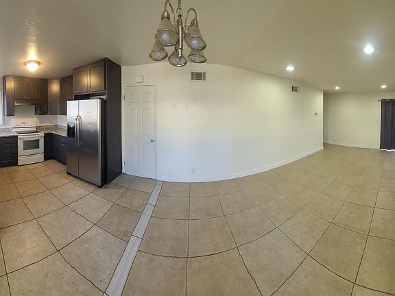 3rd image of 537 Hazel Dell Way