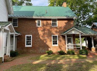 279 E Main St #B, Abingdon, VA 24210