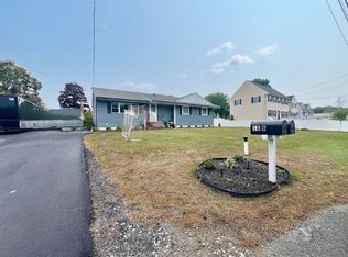 18 Liberty St #1, Wilmington, MA 01887