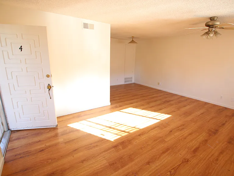 2701 Bidwell St #4 — Photo 6