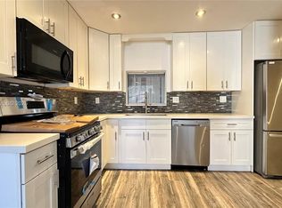 8450 NW 26th St, Sunrise, FL 33322