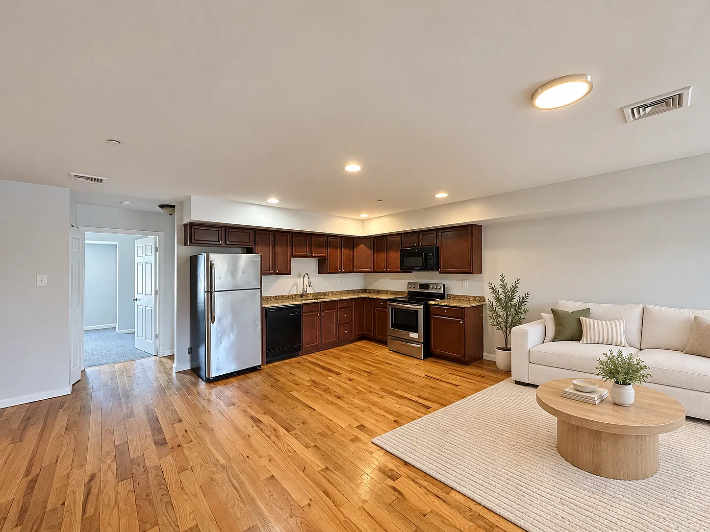 3 bed, 2200 sqft, $1,715 — Photo 1