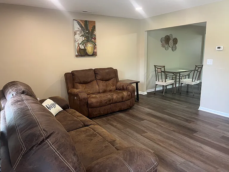 304 N Maple St #2 — Photo 2