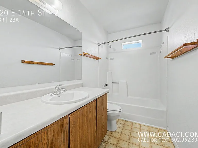 120 E 14th St #2 — Photo 22