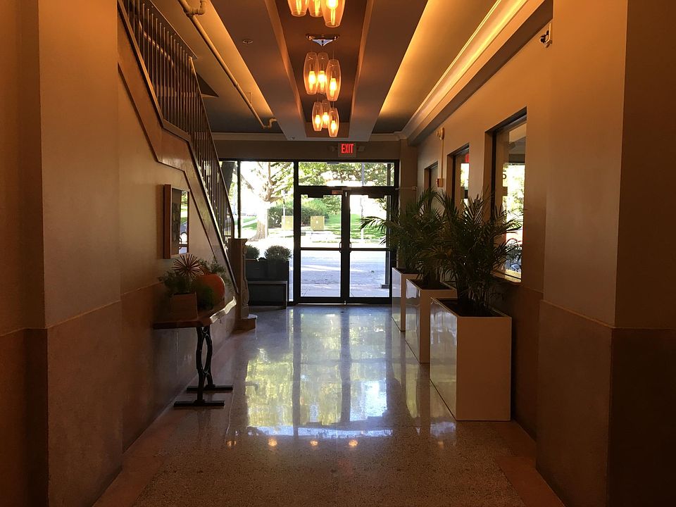 1st image of 3534 Broadway Blvd #503