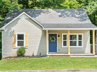 342 Edmondson Ferry Rd, Clarksville, TN 37040