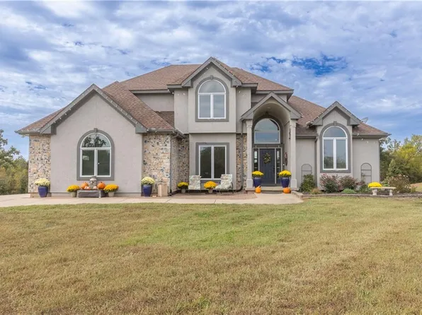 18494 Linwood Rd, Linwood, KS 66052