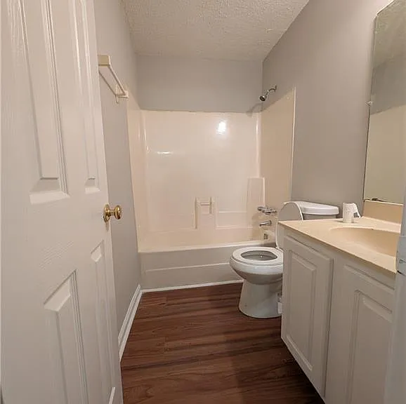 5582 Estates Ct — Photo 7