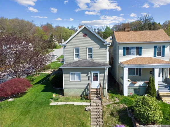920 N 3rd St, Jeannette, PA 15644