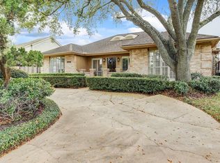 3214 Freshmeadows Dr, Houston, TX 77063