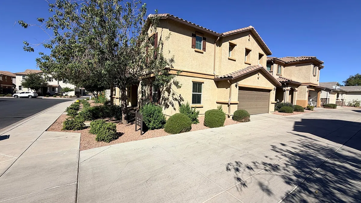 6838 East Posada Circle — Photo 2