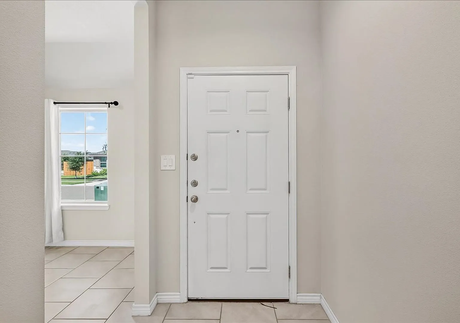 2334 Restful Lane - 3/Bed 2/Bath - $1,995/month — Photo 3