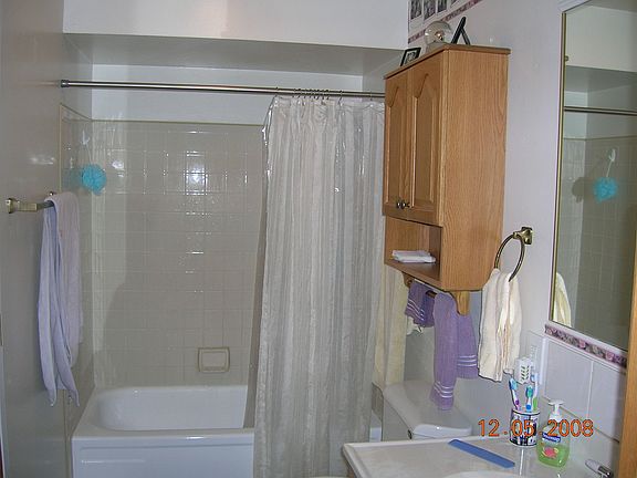 Upstairs/Master Bath Updated 2008