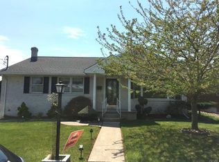 32 S 7th St, Coplay, PA 18037