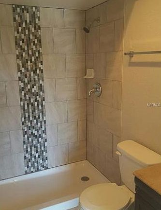 4th image of 11009 Finchley Pl