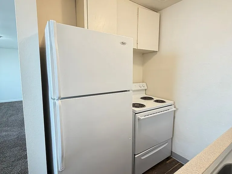 7865 Valley Rd NE — Photo 16