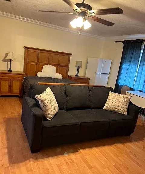 queen bed set with 2 night stands and 2 dresser and couch