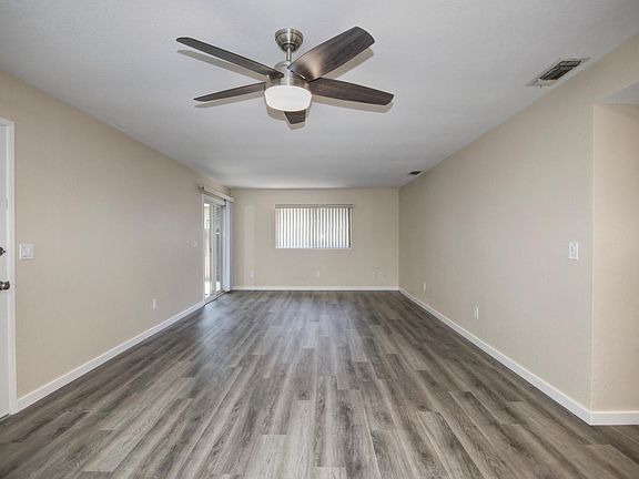 5th image of 5836 14th Ave
