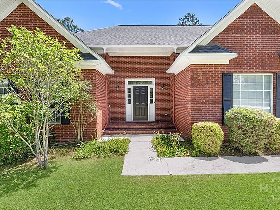 5th image of 1002 Chase Court