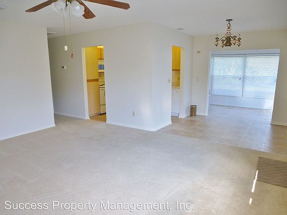 4th image of 2212 Grenadier Dr
