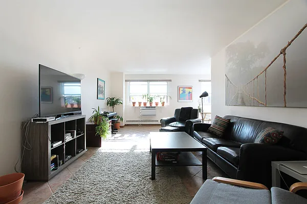 Rented by Compass | media 6