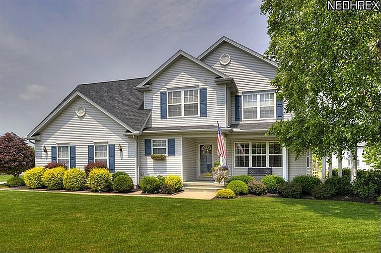 1st image of 33076 Heartwood Ave