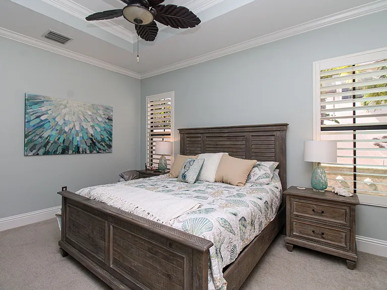8000 Cordoba Pl — Photo 43