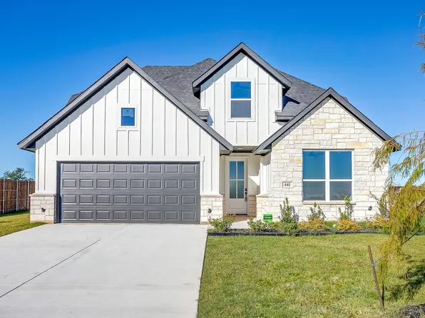 441 Guadalupe Trl, Weatherford, TX 76087