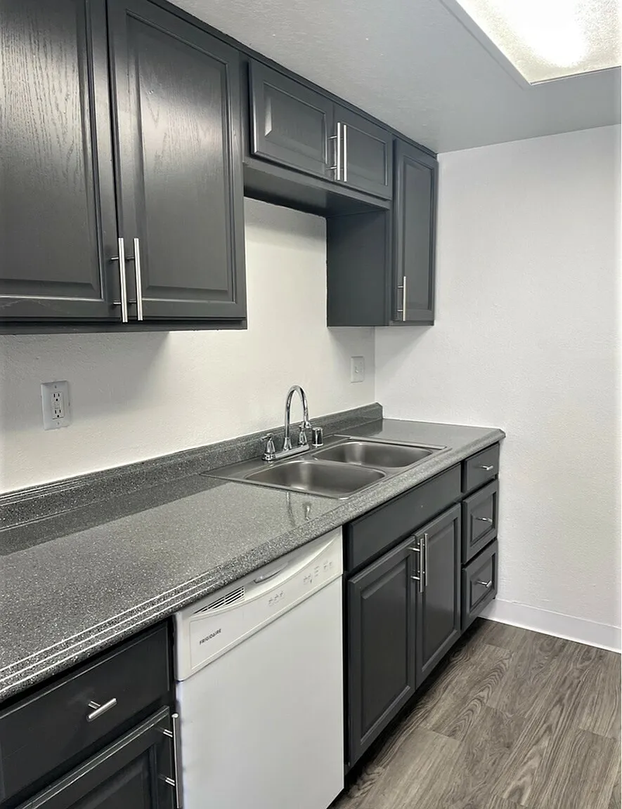 Decatur Point — Photo 1