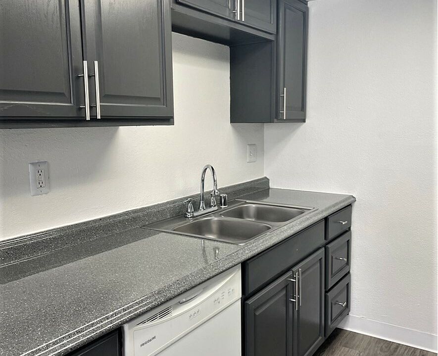 Decatur Point, Apartments For Rent in Las Vegas