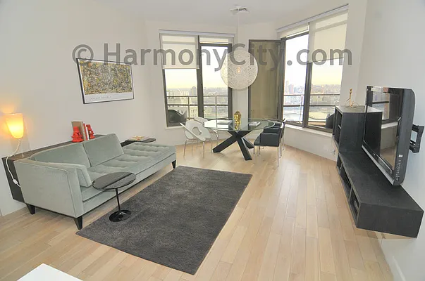 Rented by Harmonycity Corp. | media 134