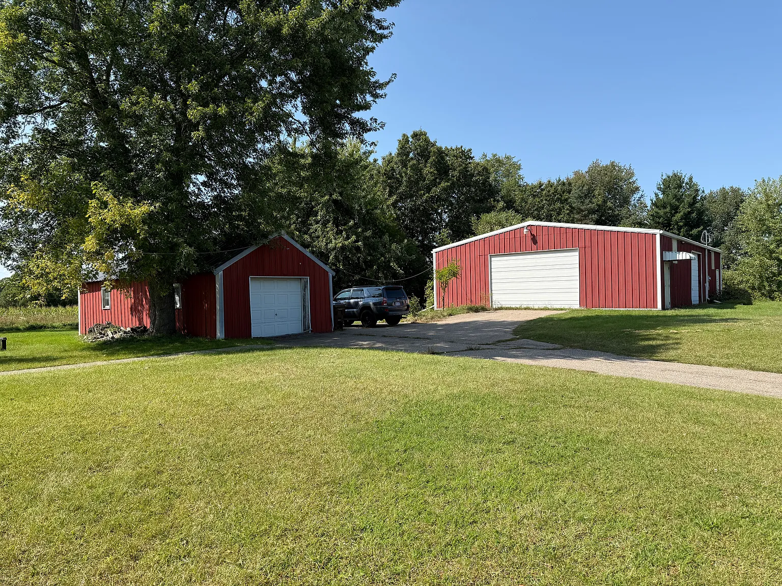 17075-11 Mile Rd — Photo 4