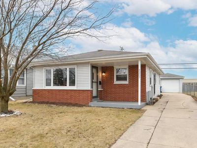 2207 Hamilton AVENUE, Racine, WI, 53403