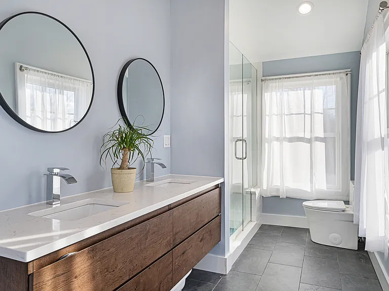 148 Montauk Hwy — Photo 17