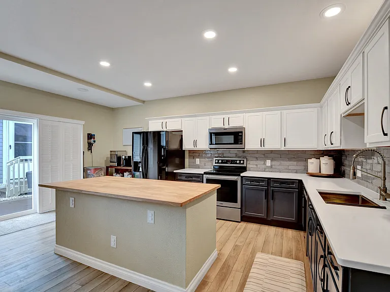 2209 Gilpin Ave — Photo 10