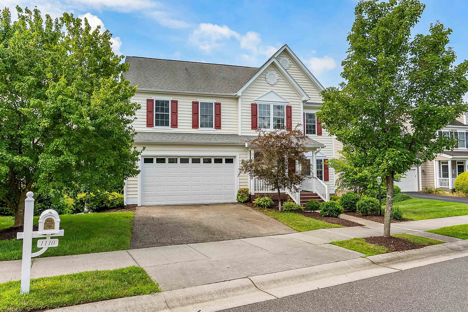 1110 Brook Cir photo 1