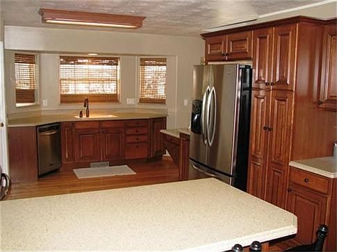 4th image of 288 Trotter Dr