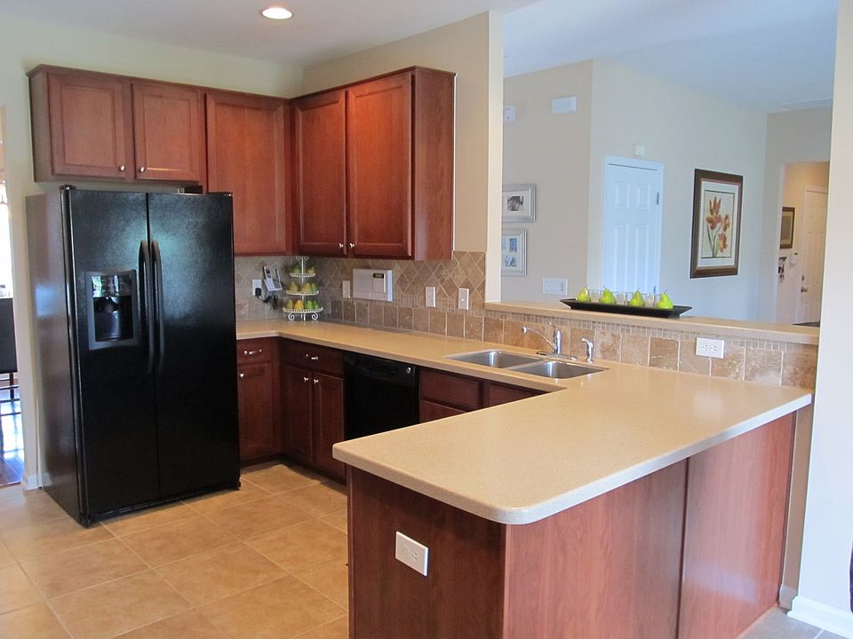 1st image of 910 Wild Wolf Dr