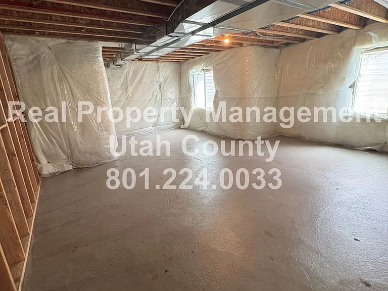271 E Echo Ledge Dr — Photo 27