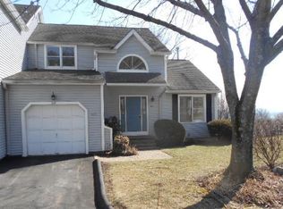 64 Katherine Ct, Shelton, CT 06484