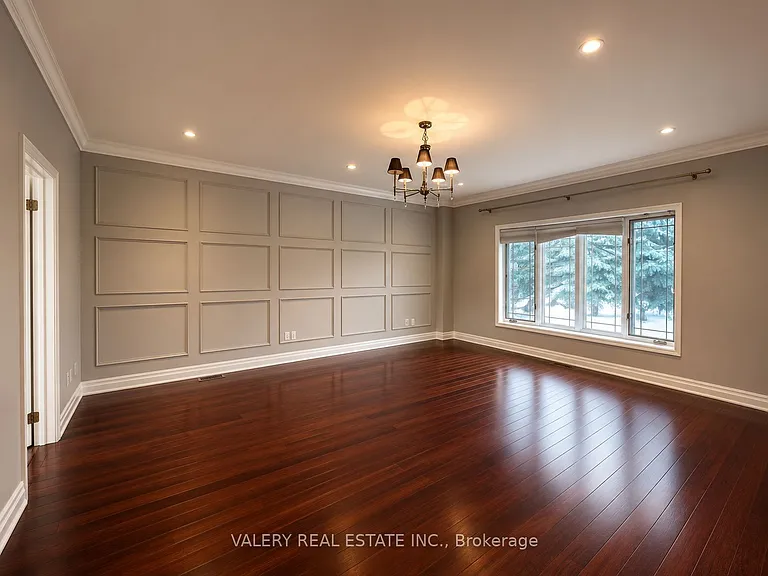 32 Belvedere Dr — Photo 7