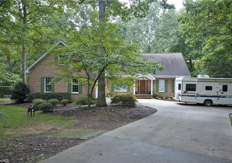 1st image of 1404 Covered Wagon Rd