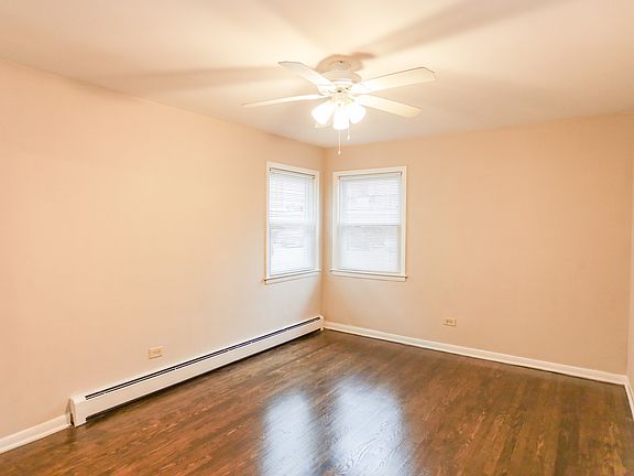 3rd image of 8614 W Berwyn Ave #1