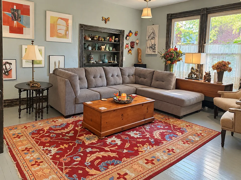 367 W Main St