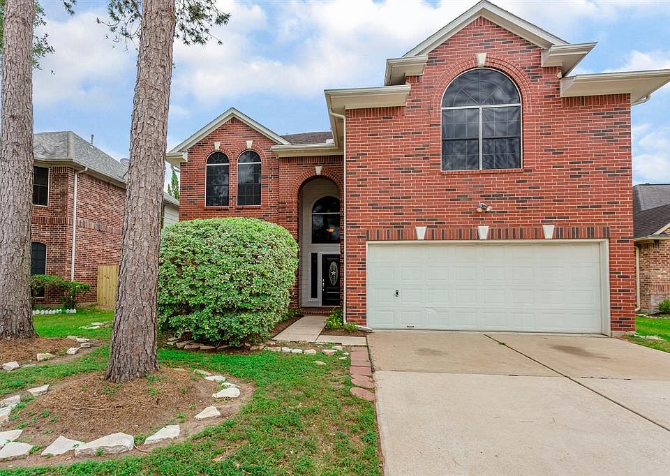 1st image of 3726 Lauderwood Ln