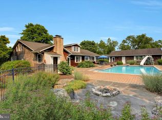 1521 W Lisburn Rd, Mechanicsburg, PA 17055