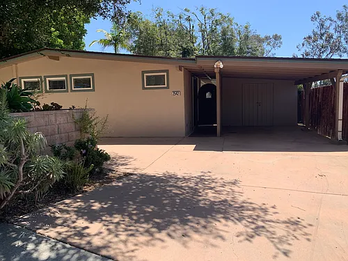 2542 Crescent Ave Photo 1