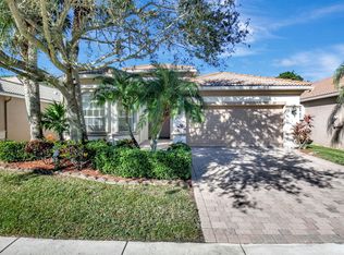 6933 Pisano Dr, Lake Worth, FL 33467